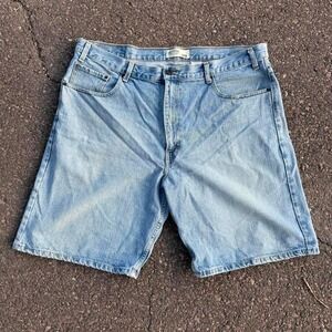 Levi Strauss Signature light wash denim shorts Size 40